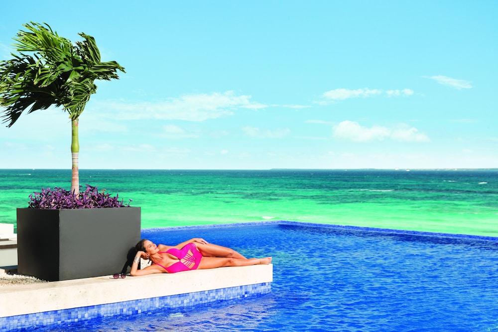 Turquoize At Hyatt Ziva Cancun (Adults Only) Exterior photo